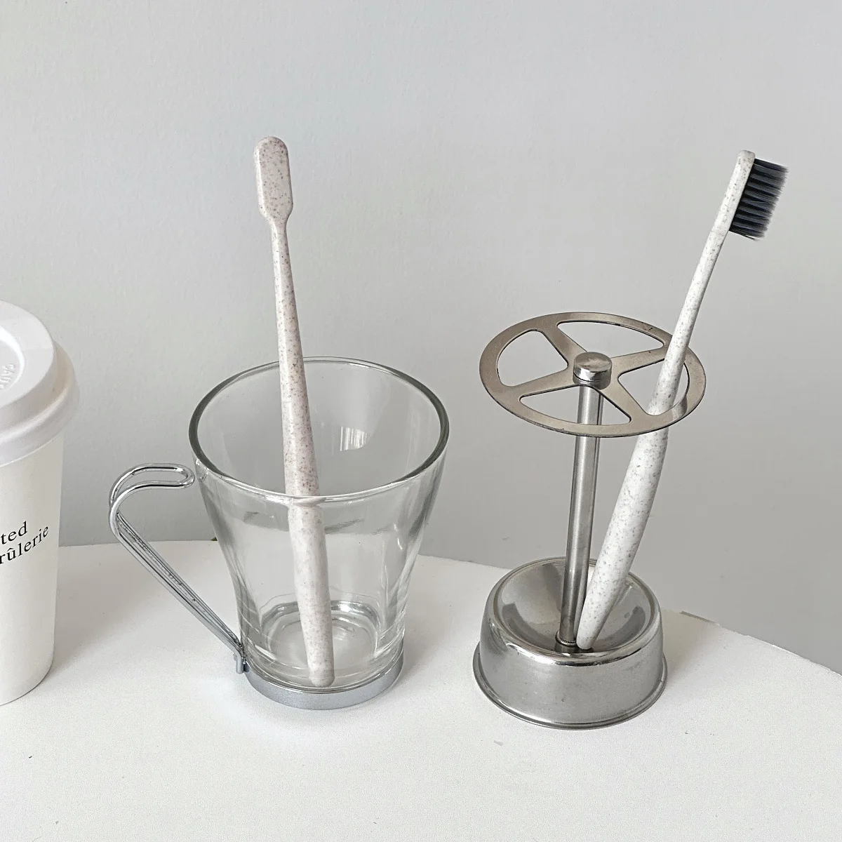 Wyciskacz do pasty do zębów ze – Zara Home Bathroom Accessories recenzja i cena
