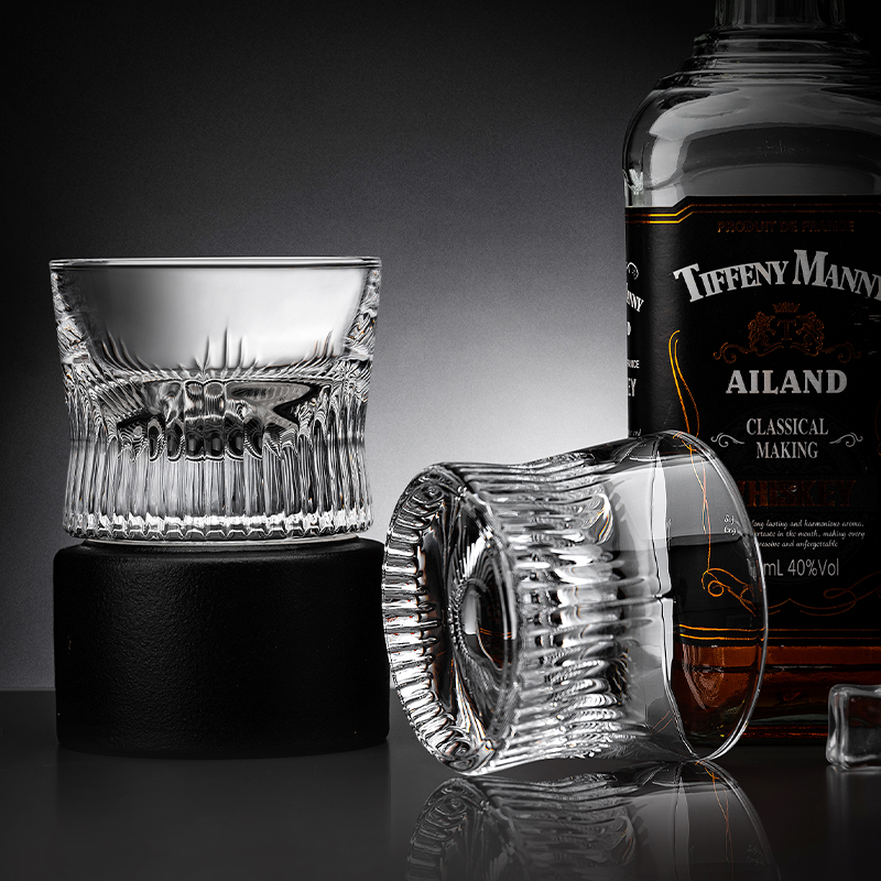 Szkło, whisky, lampka do wina, – Yamazaki Home Bathroom Storage recenzja i cena